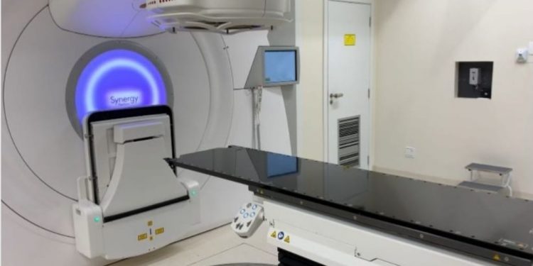 Associação de Combate ao Câncer de Caraguá comemora abertura do Centro de Oncologia no Hospital Regional do Litoral Norte
