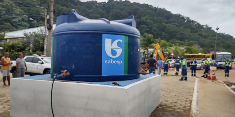 Sabesp isenta de cobrança 600 famílias afetadas por chuvas em São Sebastião