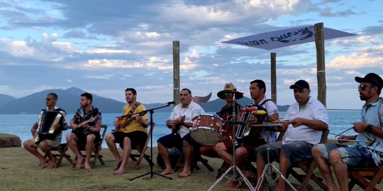 Banda Tribo Caiçara  lançará nova música ‘Eu Só Penso em Você’ no dia 18 de agosto