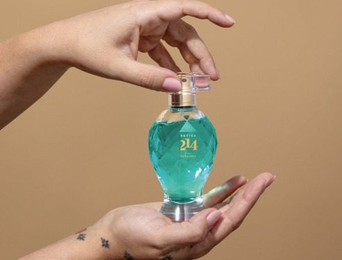 O Boticário apresenta Fiji Paradise, dupla de fragrâncias de Botica 214, inspiradas no frescor das águas cristalinas