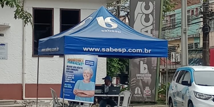 Sabesp utiliza Agência Móvel nas 4 cidades do Litoral Norte para chegar a mais pessoas durante o ‘Feirão de Negociação de Dívidas’ que segue até o final de setembro
