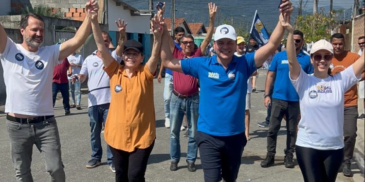 Com grande apoio popular, Neto Bota e Dr. José Ernesto intensificam agenda de visitas aos bairros de Caraguá