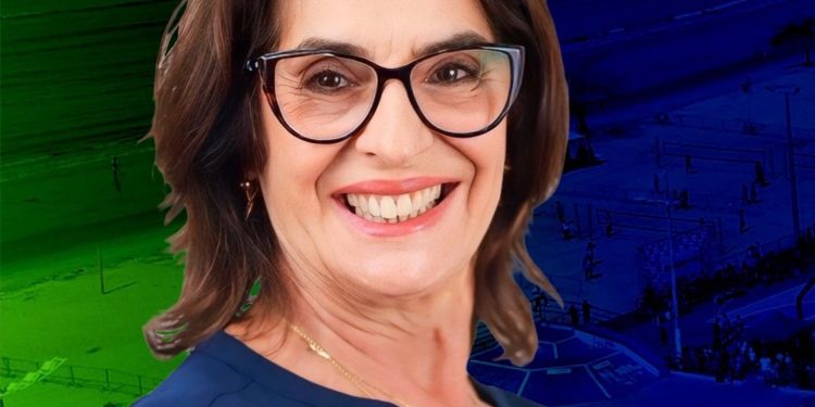 Professora Gracinda do Nhack, candidata a vereadora, busca melhorias em educação, saúde e segurança para Caraguatatuba