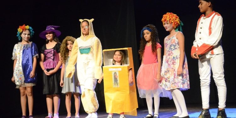 13º  FET – Festival Estudantil de Teatro está com inscrições abertas para grupos do Litoral Norte e Vale do Paraíba