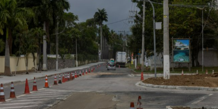 Maior parte da obra do eixo viário central de São Sebastião fica pronta em novembro